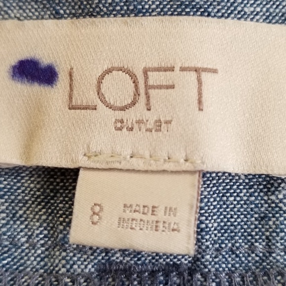 LOFT Blue Chambray Scallop 4 Inch Linen Blend Shorts Size: 8 - Picture 5 of 7